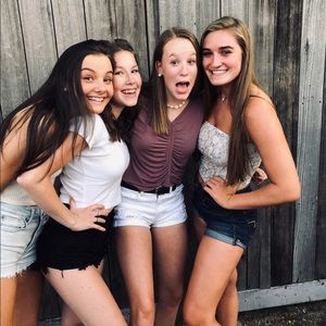 Meet your Posher, Grace